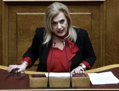 Θ.Μεγαλοοικονόμου: «Έβλεπα εφιάλτες να με κυνηγούν οι κουραμπιέδες- Έπρεπε να εξιλεωθώ έναντι των κουραμπιέδων»